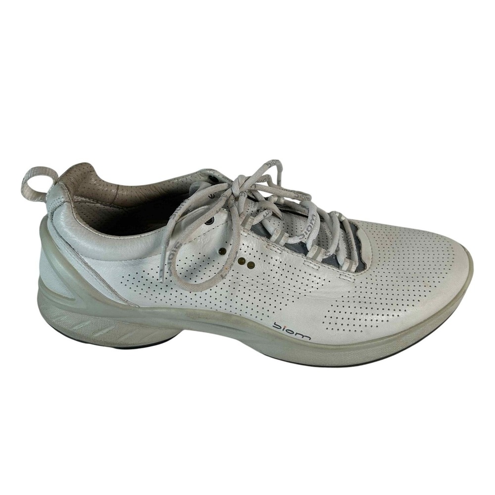ECCO Biom Womens White Yak Leather Perforated Walking Sneakers Size 39 EU 8 US